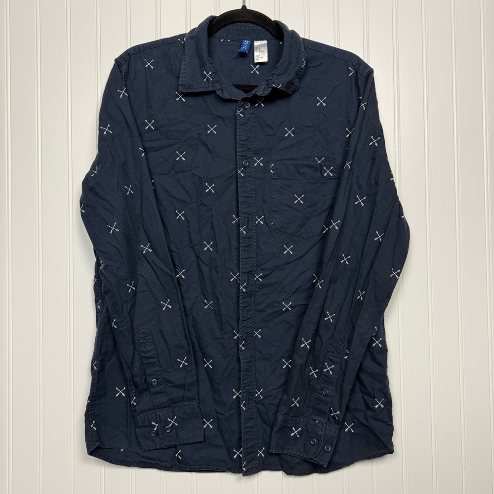 H&M Men's Divided Button-Up Shirt Size Medium 100% Cotton Long Sleeve Collared